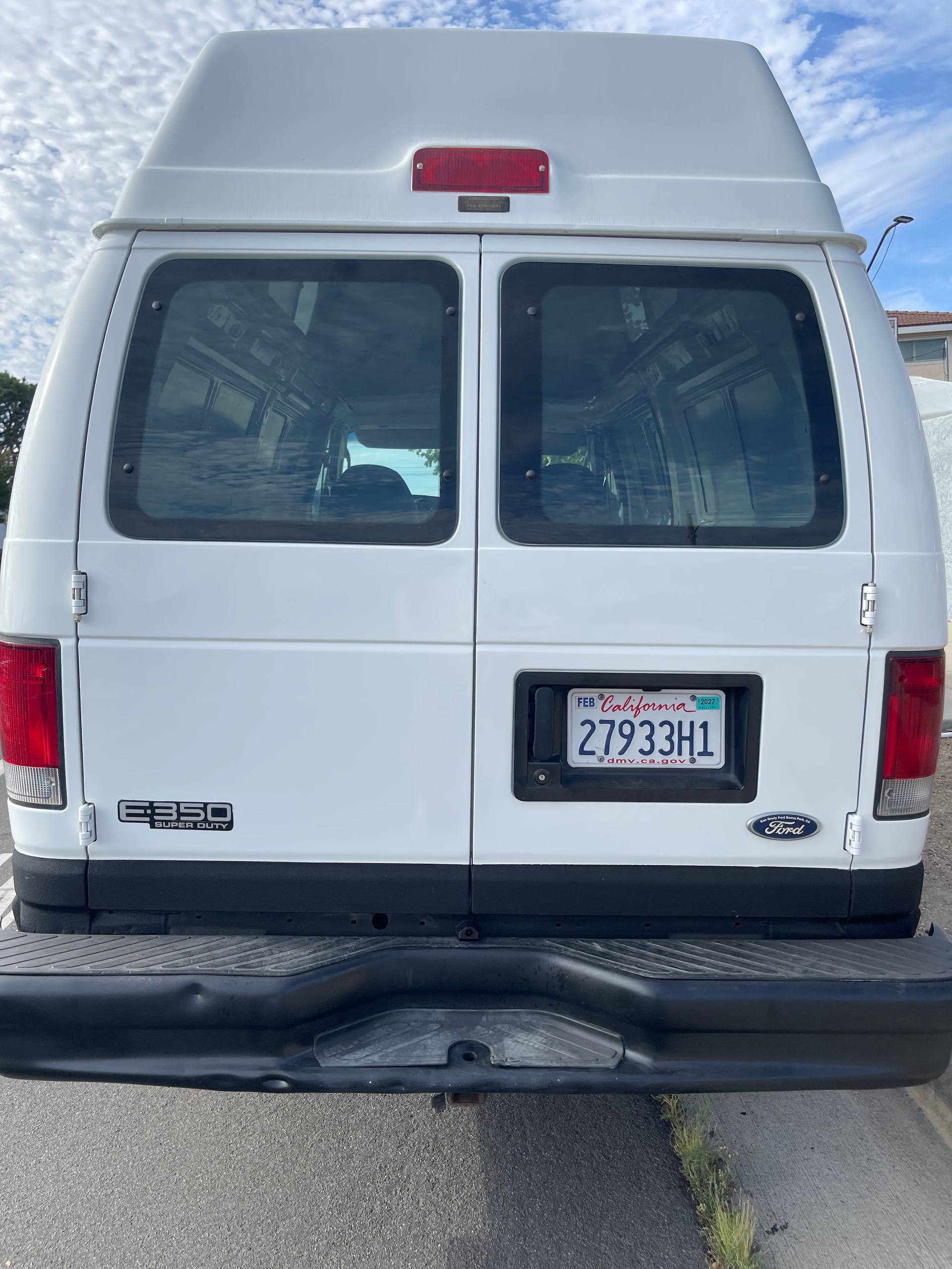 Used 2003 Ford E-350 and Econoline 350 Extended Super Duty RWD image 19