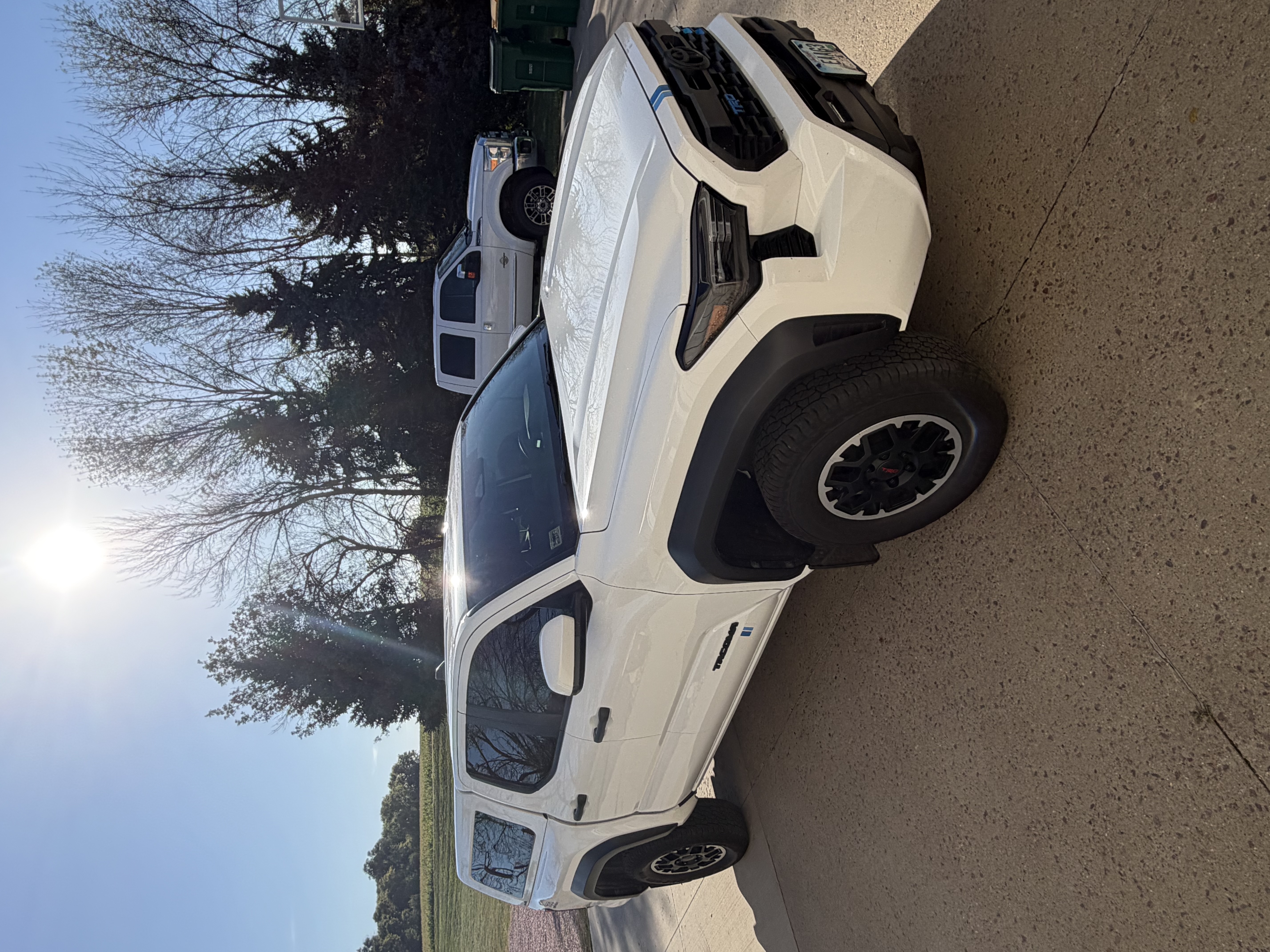 Used 2024 Toyota Tacoma TRD Off-Road AWD/4WD image 2