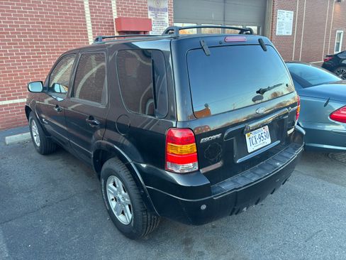 Used 2006 Ford Escape 4WD Hybrid image 5