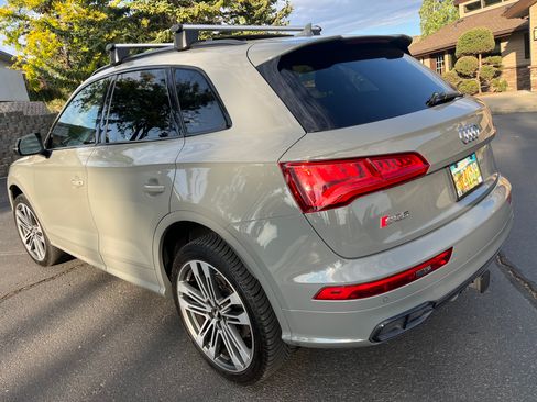 Used 2019 Audi SQ5 Premium Plus w/ Premium Plus Package AWD/4WD image 8