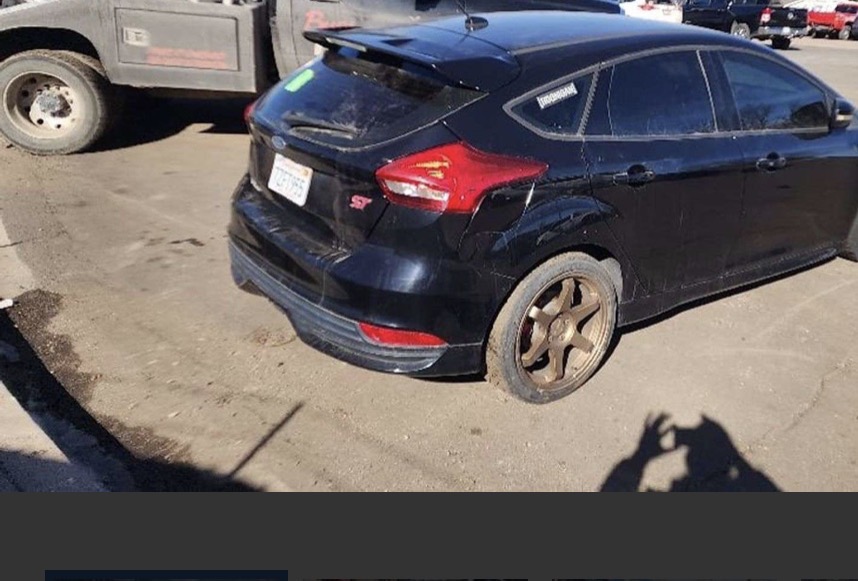 Used 2017 Ford Focus ST FWD image 1