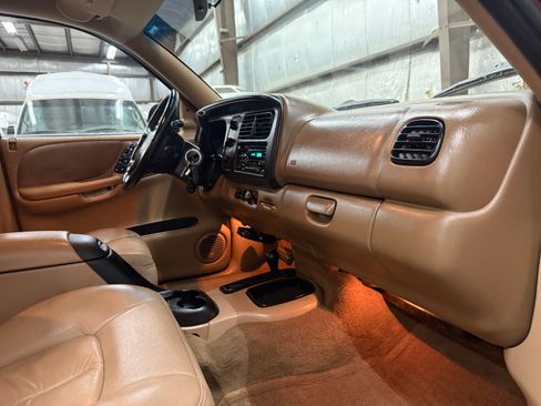 Used 1999 Dodge Durango 4WD image 28