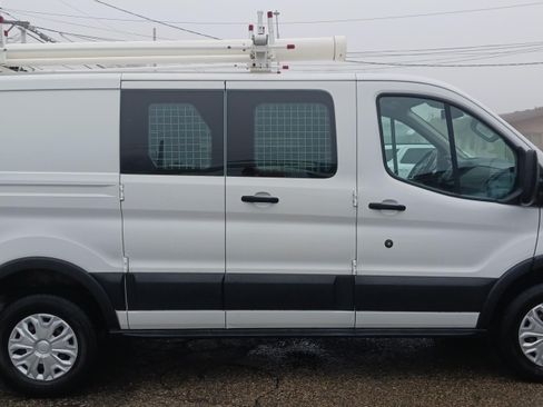 Used 2017 Ford Transit 250 130 Low Roof w/ Exterior Upgrade Package image 9