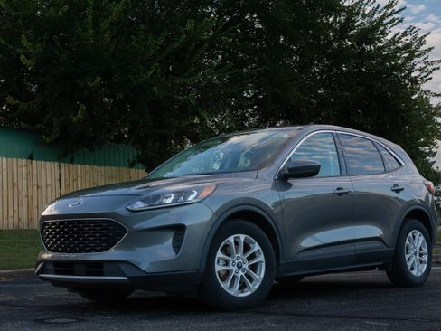 Used 2021 Ford Escape SE w/ Convenience Package image 1