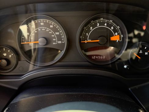 Used 2014 Jeep Patriot Sport FWD image 22