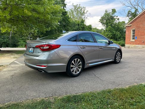 Used 2015 Hyundai Sonata Sport w/ Option Group 04 FWD image 6