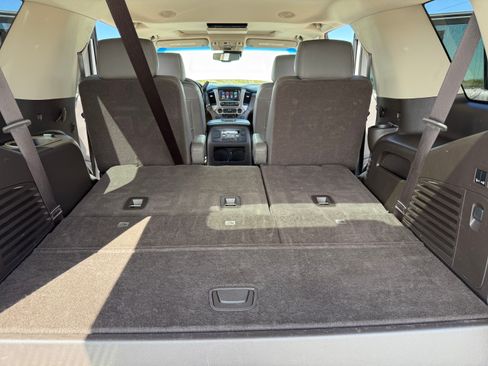 Used 2019 GMC Yukon Denali w/ Denali Ultimate Package image 9