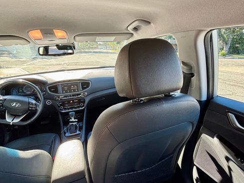 Used 2019 Hyundai Ioniq Limited image 23