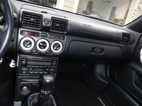 Used 2003 Toyota MR2 RWD image 20