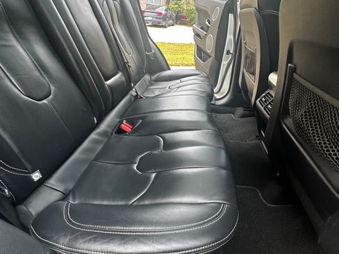 Used 2013 Land Rover Range Rover Evoque Prestige image 15