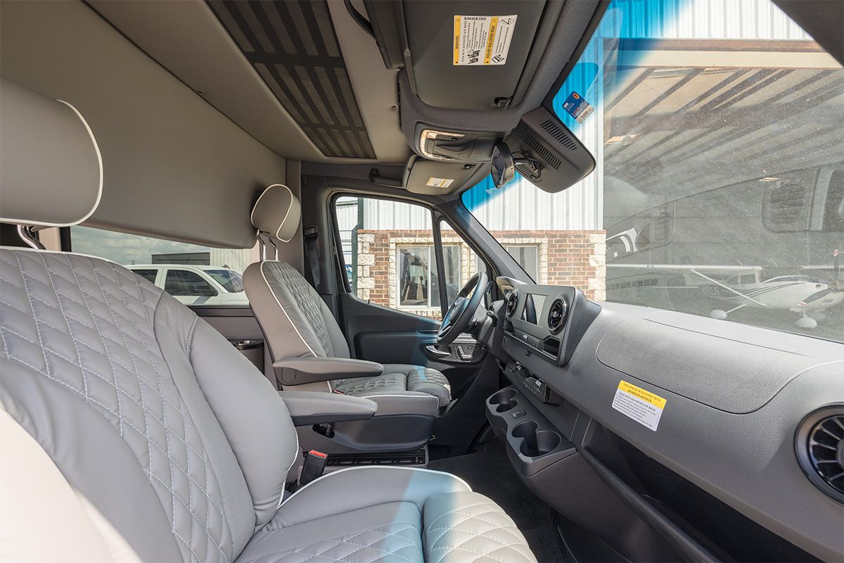 Used 2019 Mercedes-Benz Sprinter 170 image 11