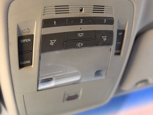 Used 2011 Lexus RX 350 350 Sport Utility 4D w/ Premium Pkg image 1