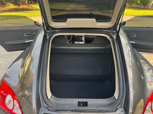 Used 2005 Chrysler Crossfire SRT-6 RWD image 2