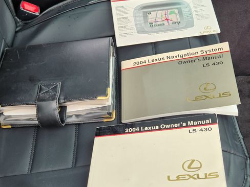Used 2004 Lexus LS 430 image 17