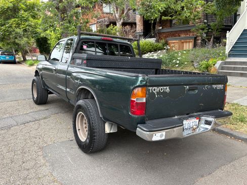 Used 1999 Toyota Tacoma 4x4 Xtracab V6 image 8