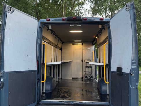 Used 2020 RAM ProMaster 3500 FWD image 6