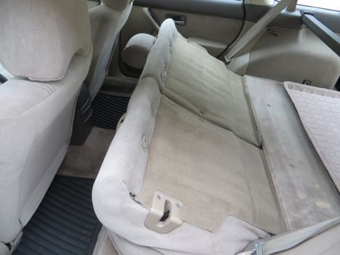 Used 2000 Subaru Outback Wagon 4D image 14