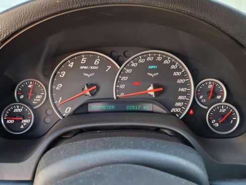 Used 2005 Chevrolet Corvette Coupe w/ Preferred Equipment Group image 2