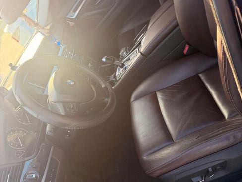 Used 2015 BMW 528i xDrive Sedan AWD/4WD image 4