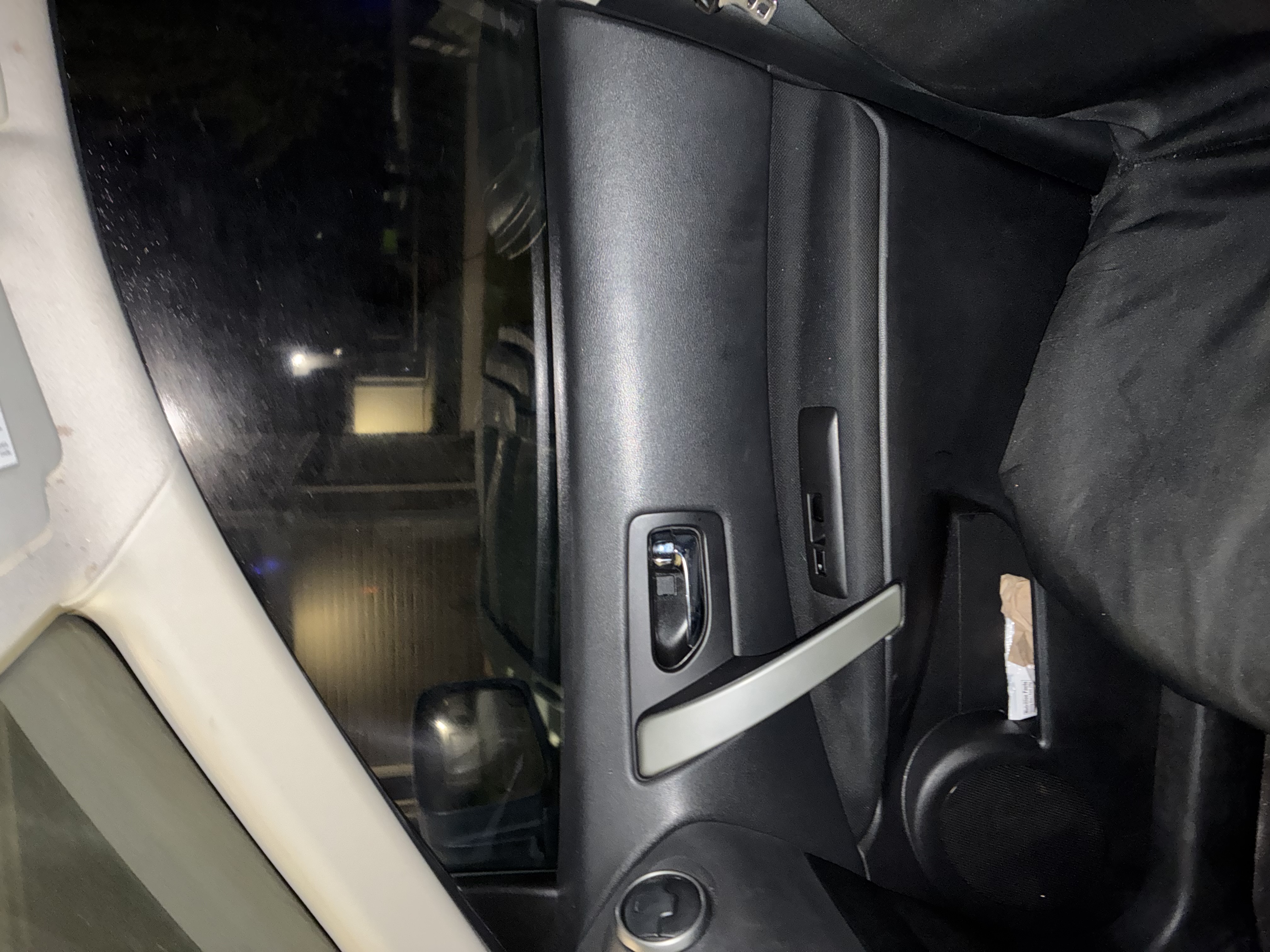 Used 2013 Nissan Rogue S FWD image 6
