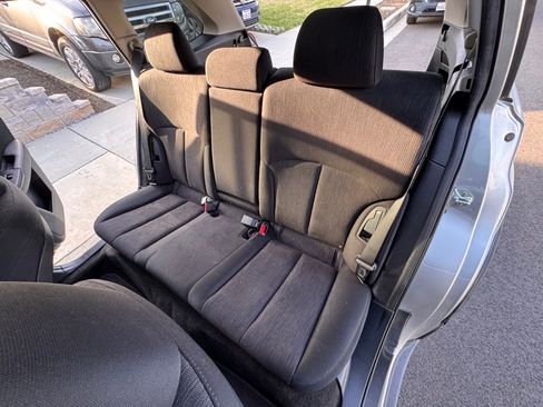 Used 2013 Subaru Outback 2.5i Premium w/ All-Weather Pkg image 10