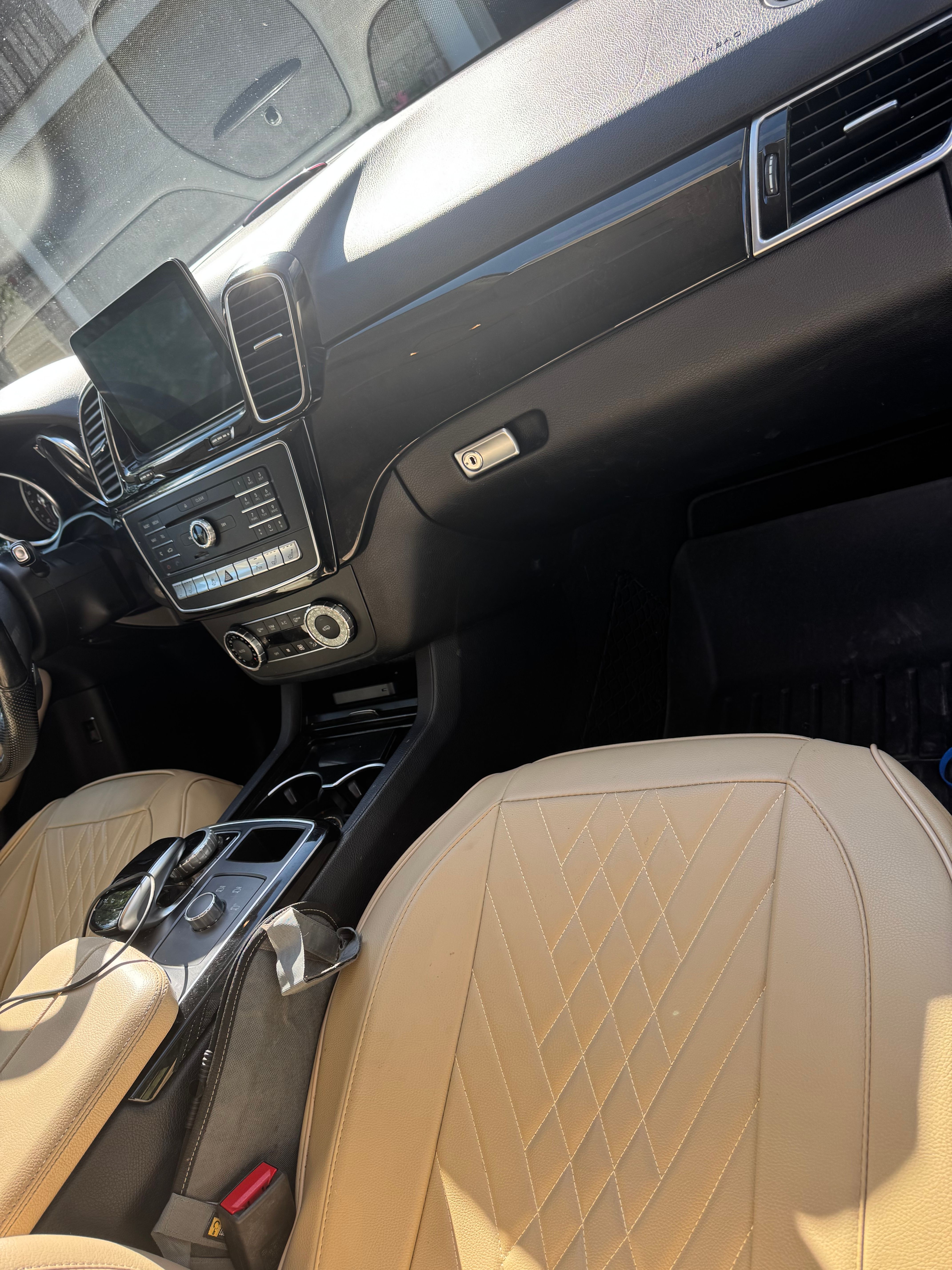 Used 2016 Mercedes-Benz GLE 350 image 9