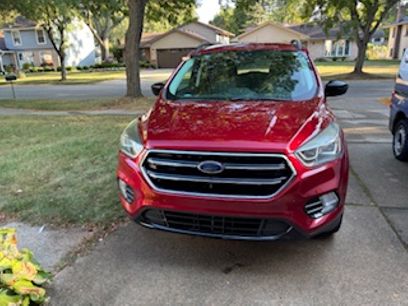 Used 2017 Ford Escape SE w/ Equipment Group 201A