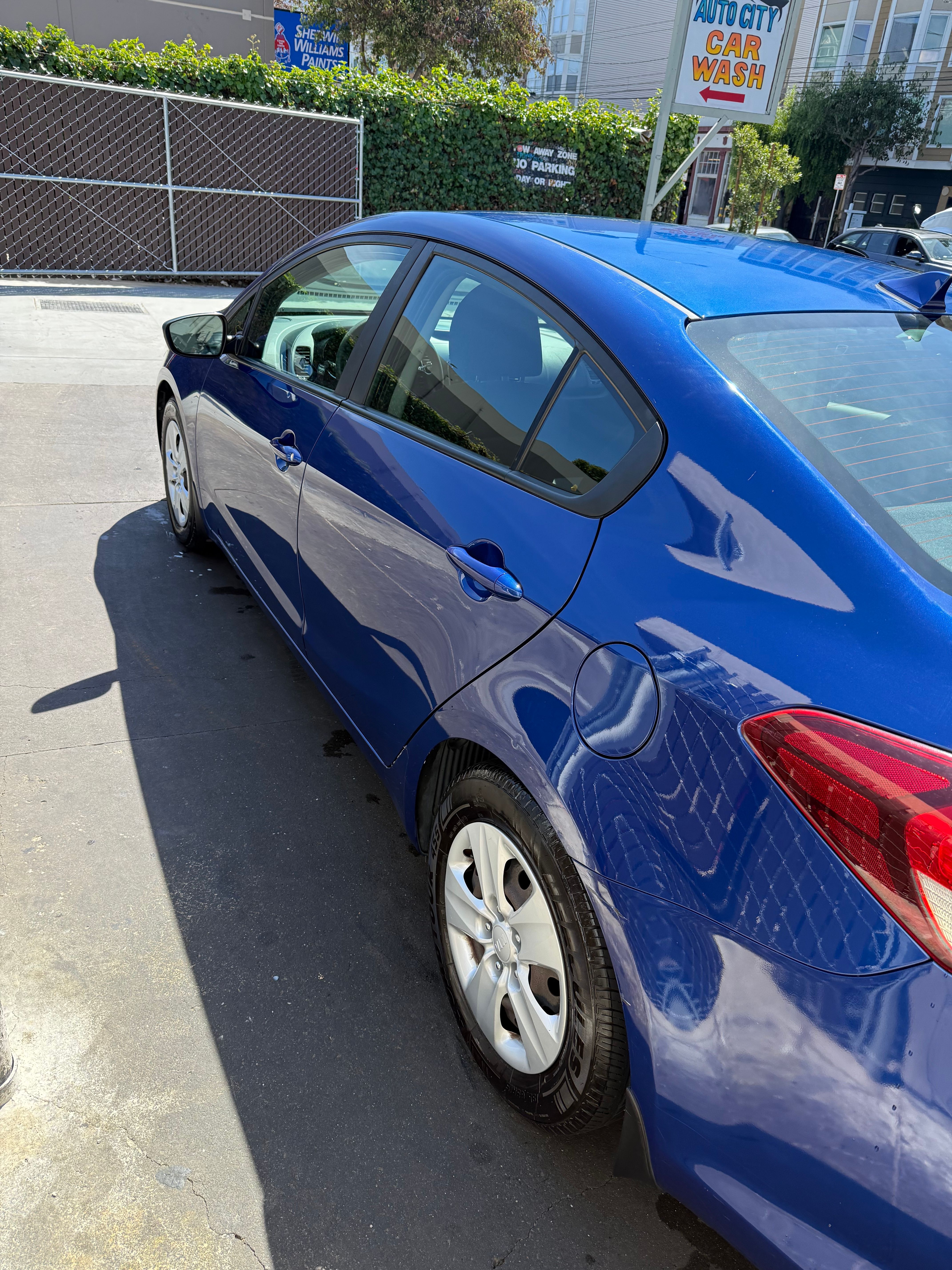 Used 2017 Kia Forte LX FWD image 10