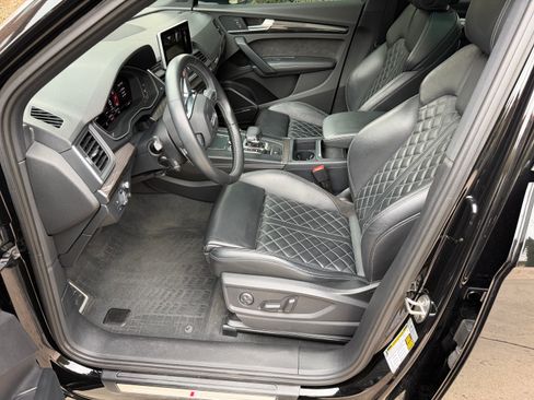 Used 2018 Audi SQ5 Prestige image 12