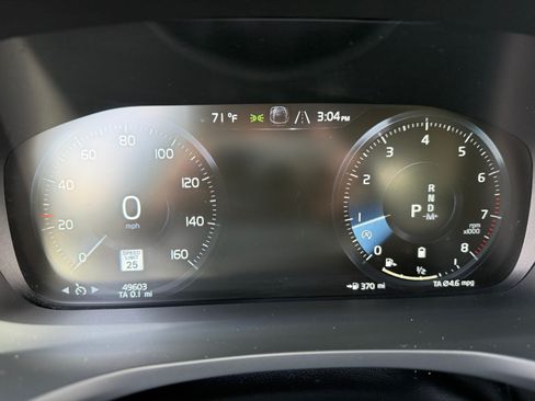 Used 2022 Volvo S60 B5 Momentum image 14