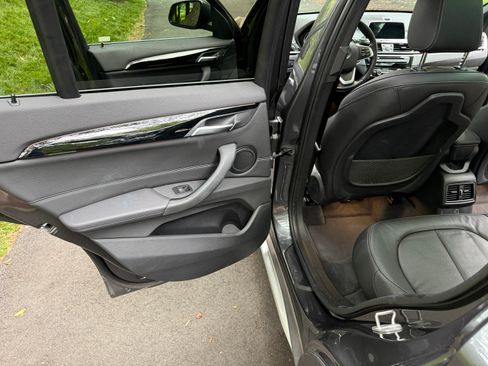 Used 2018 BMW X1 xDrive28i AWD/4WD image 14