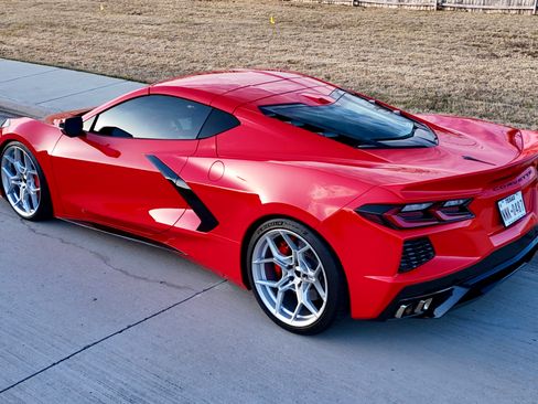 Used 2020 Chevrolet Corvette Stingray Preferred Cpe w/ 2LT Preferred Equipment Group image 6