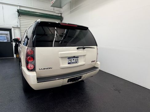 Used 2014 GMC Yukon Denali image 5