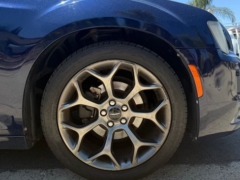 Used 2015 Chrysler 300 S w/ 300S Premium Group image 4