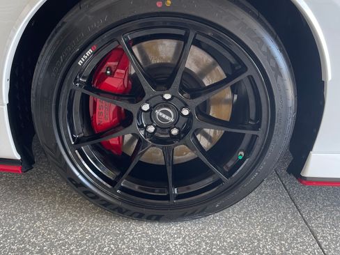 Used 2024 Nissan Z NISMO w/ Floor Mat Package image 8