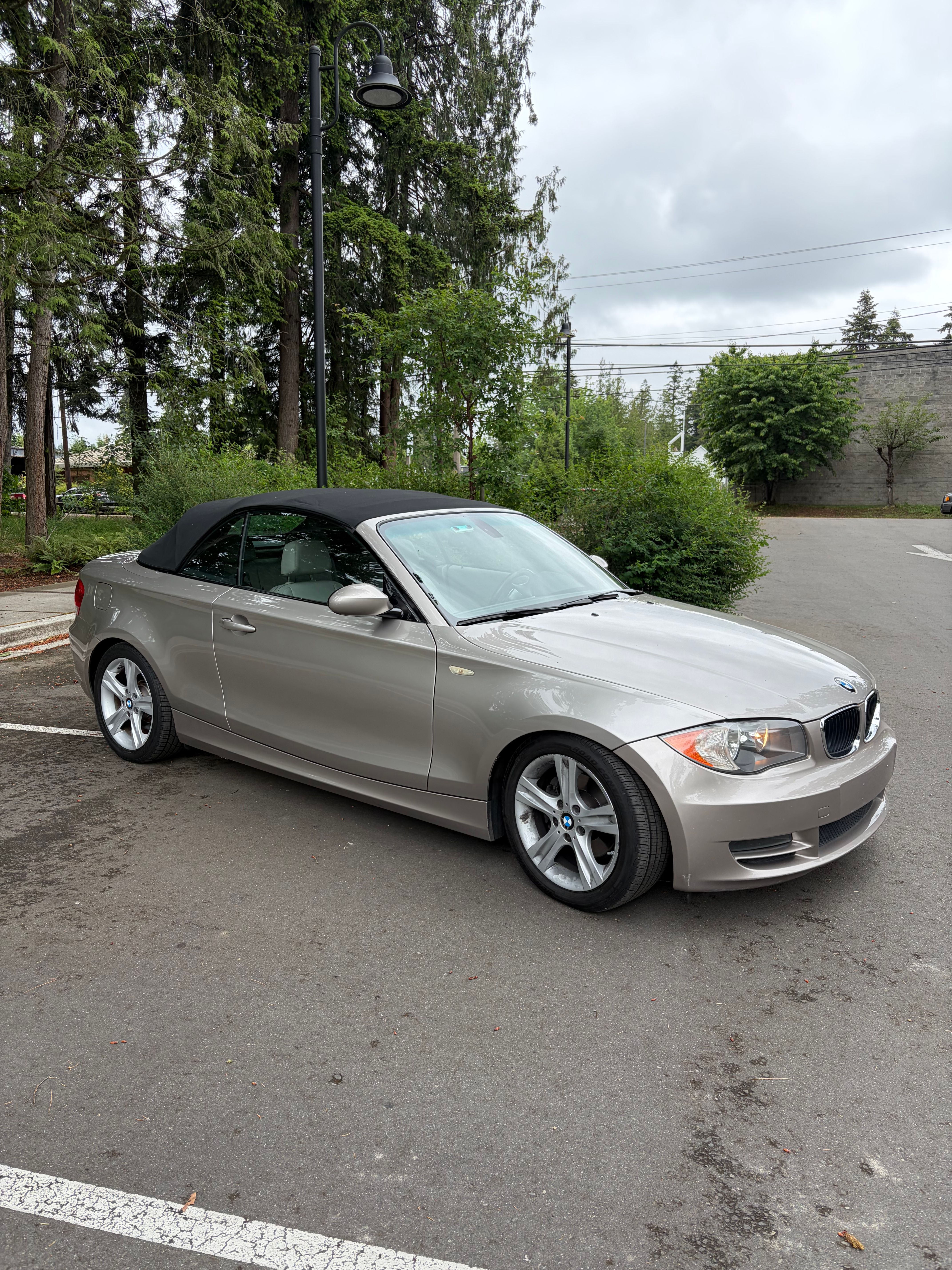 Used 2008 BMW 128i Convertible RWD image 10