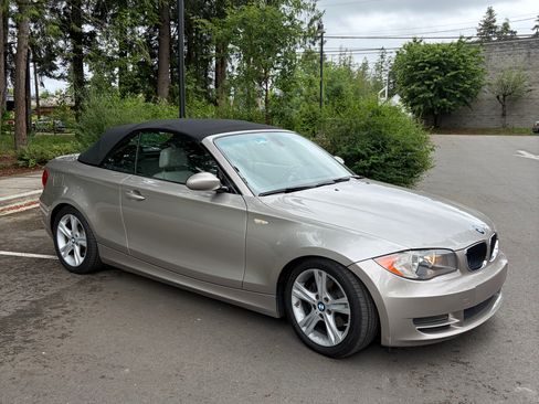 Used 2008 BMW 128i Convertible RWD image 10