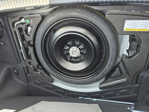 Used 2016 Lexus IS 300 AWD w/ Premium Package image 12