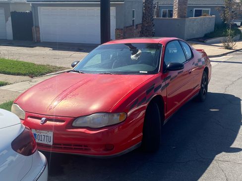 Used 2001 Chevrolet Monte Carlo LS w/ Preferred Equipment Group 1 image 2