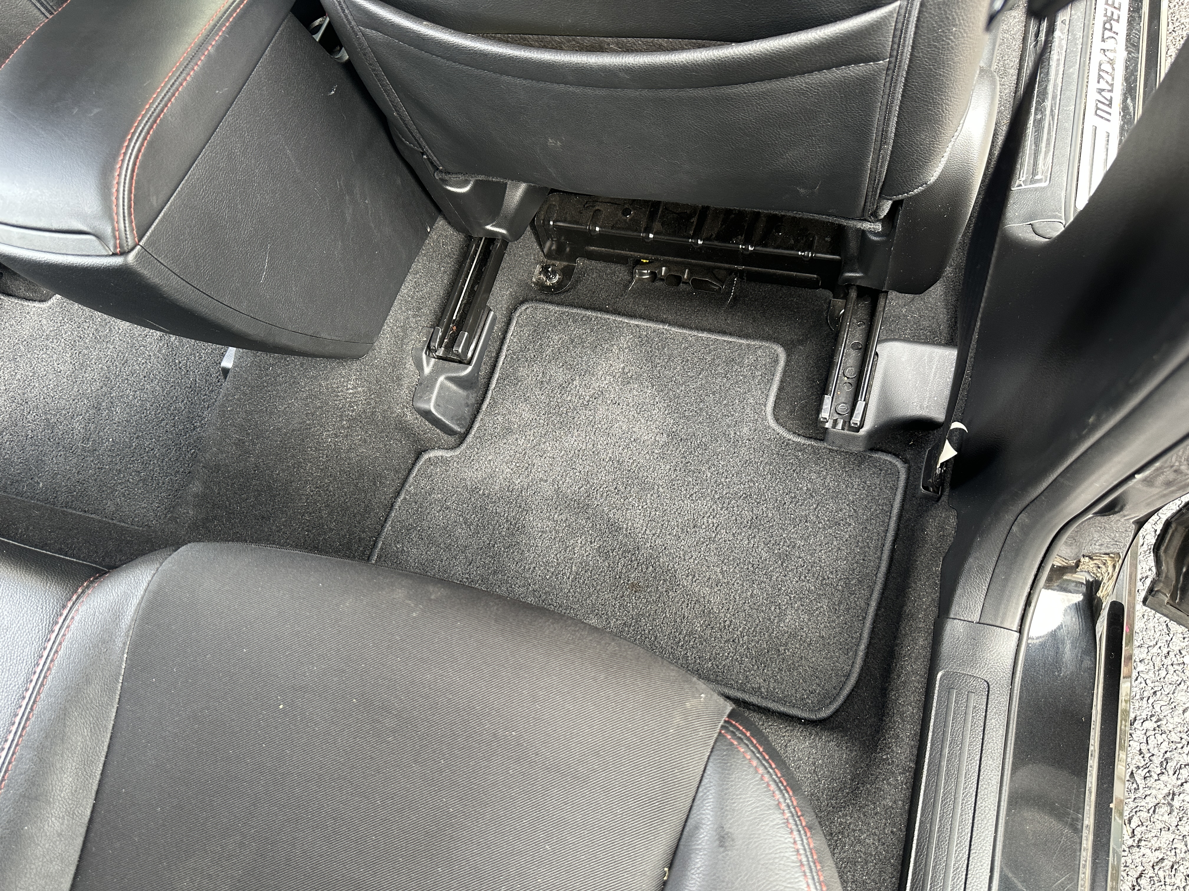 Used 2013 MAZDA MAZDA3 Touring FWD image 17