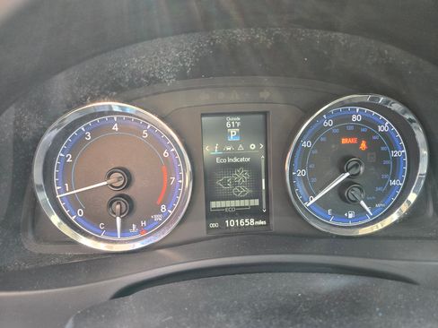 Used 2017 Toyota Corolla SE w/ Carpet Mat Package (TMS) image 13