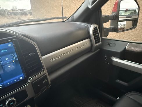 Used 2022 Ford F250 Lariat w/ Tremor Off-Road Package image 9