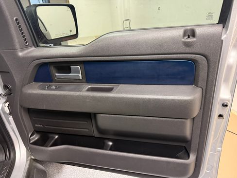 Used 2013 Ford F150 Raptor w/ Luxury Equipment Group image 15