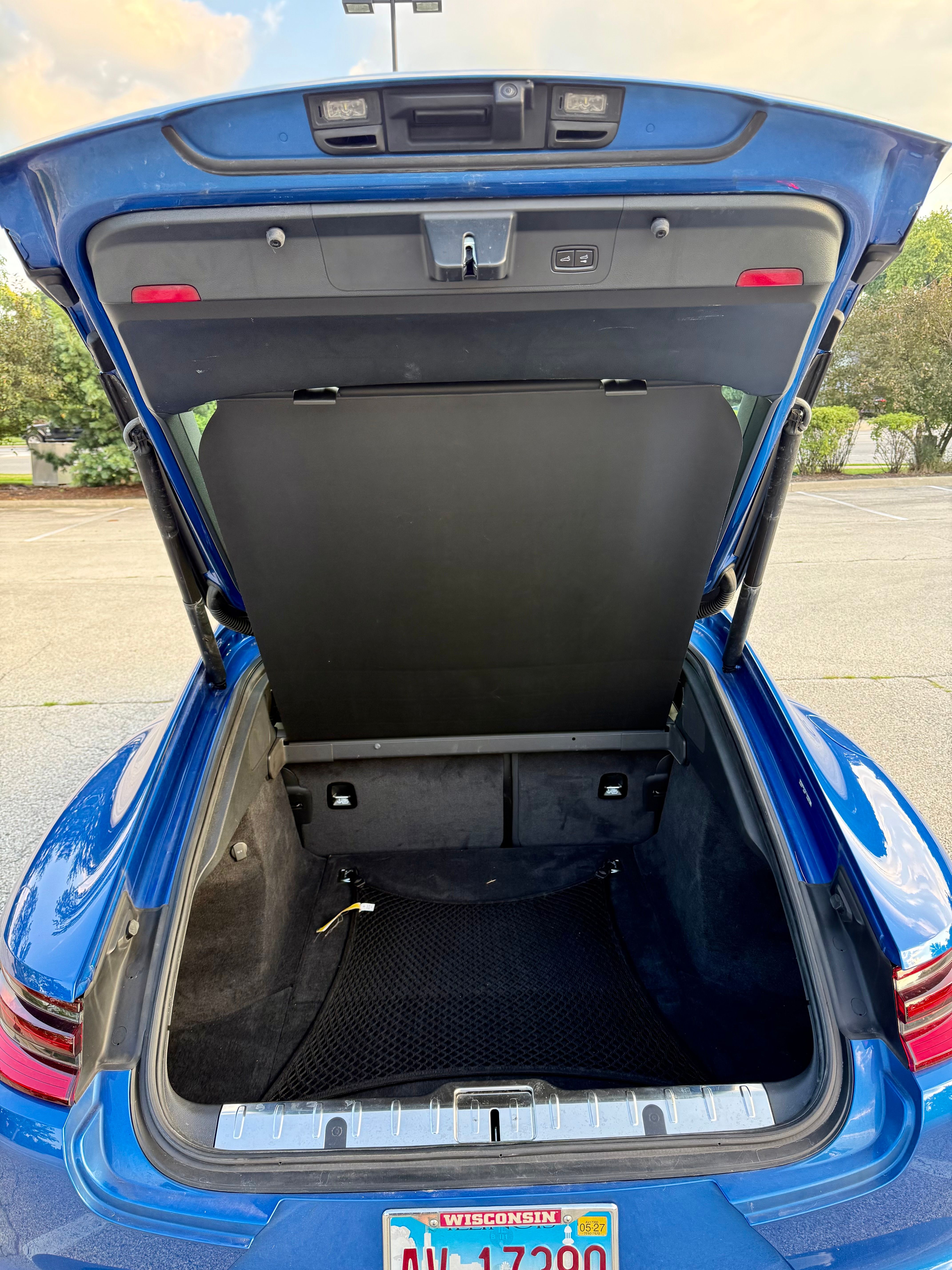 Used 2018 Porsche Panamera 4S AWD/4WD image 11