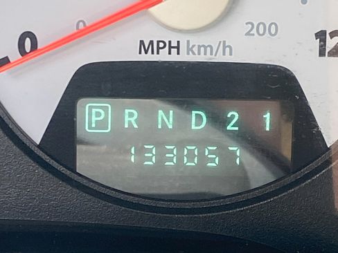 Used 2009 Dodge Ram 2500 Truck SXT image 13