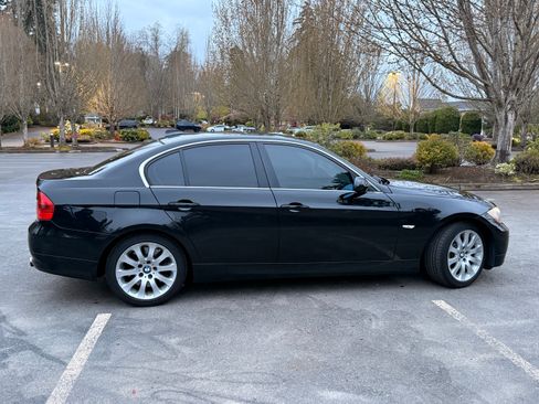 Used 2008 BMW 335xi Sedan AWD/4WD image 4