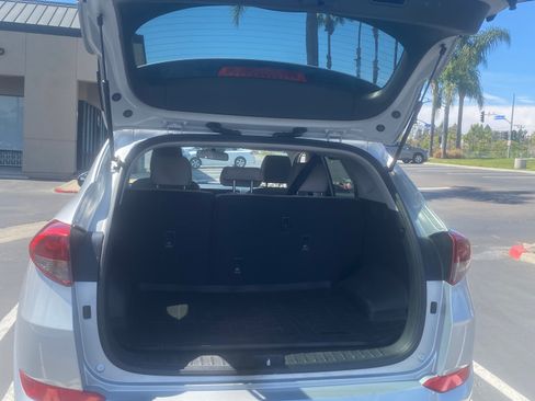 Used 2018 Hyundai Tucson SEL image 6