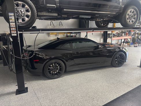 Used 2013 Chevrolet Camaro ZL1 RWD image 8