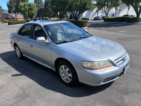 Used 2001 Honda Accord EX image 4