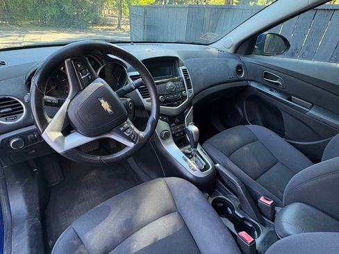 Used 2013 Chevrolet Cruze LT FWD image 8